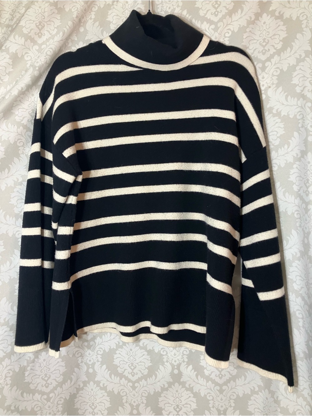 Vero Moda Striped Turtleneck Sweater M